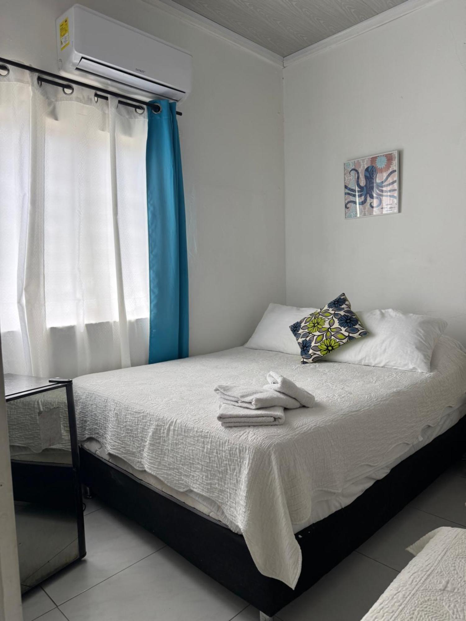 Helena's Place 2*